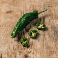 Piment vert doux Pimientos de Padron (Capsicum annuum)...